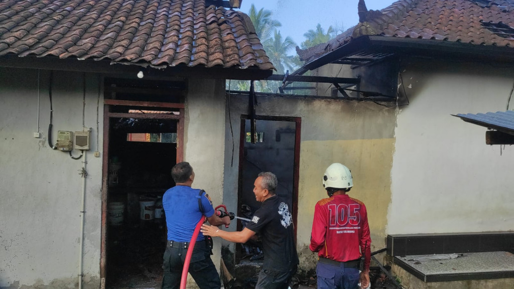 Kebakaran Rumah di Banjar Kutaraga, Desa Bongkasa, Kecamatan Abiansemal Tanggal 14 Mei 2024